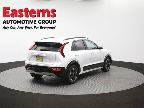 Used 2023 Kia Niro Wind w/ Wind Preserve Package FWD image 40