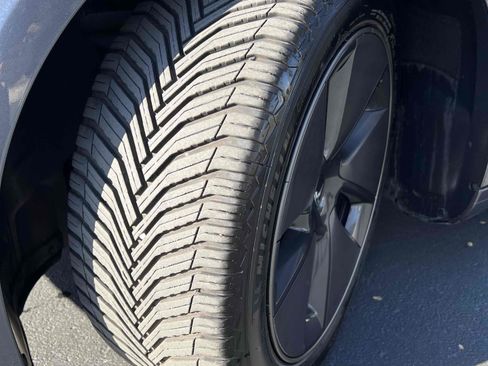 Used 2021 Tesla Model 3 Standard Range Plus image 11