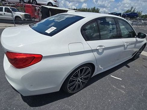 Used 2019 BMW 540i w/ M Sport Package RWD image 3