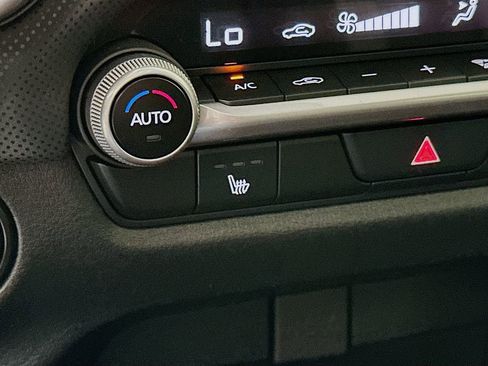 Certified 2025 MAZDA CX-50 AWD 2.5 S w/ Premium Package image 28