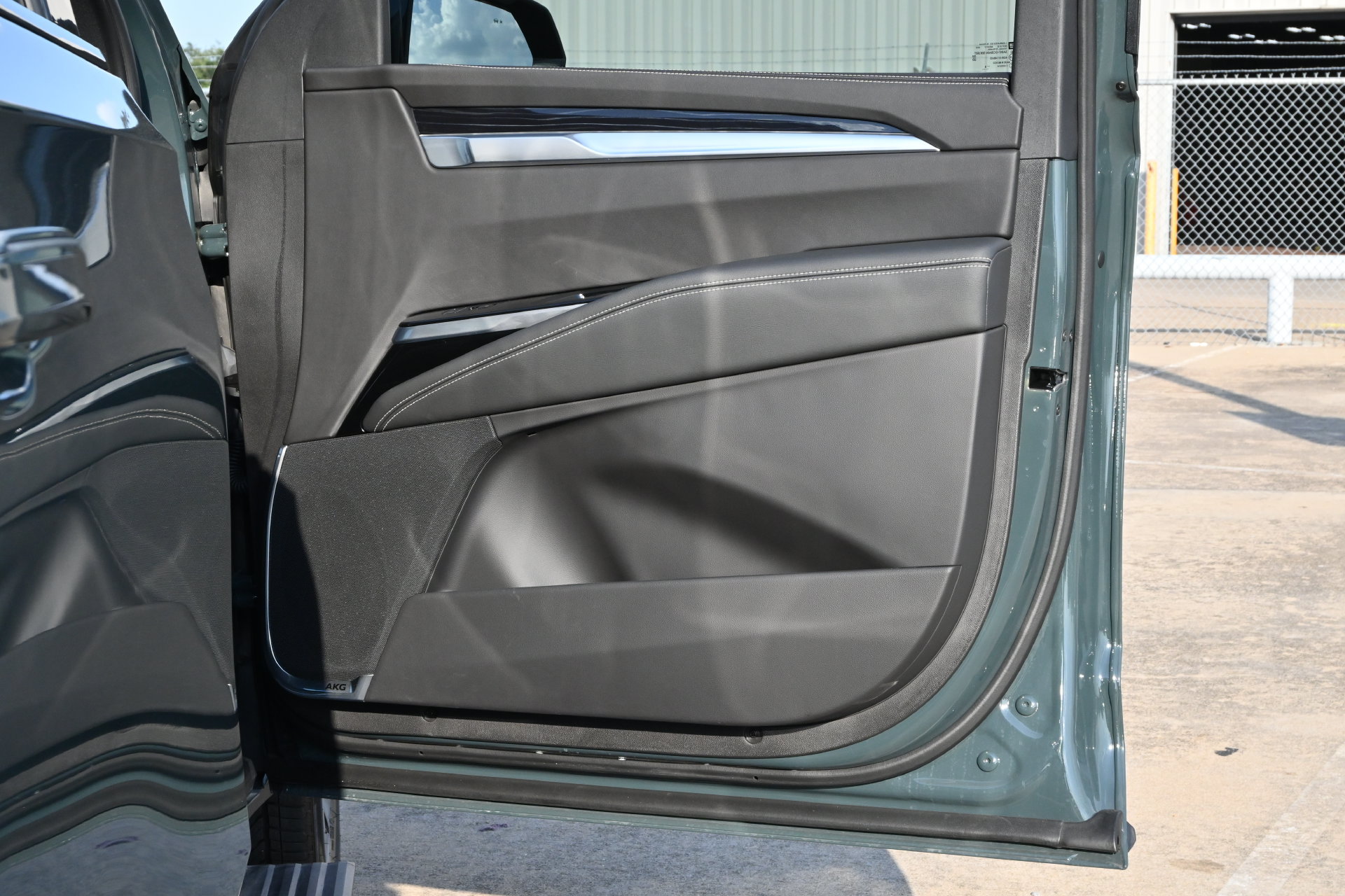 Certified 2026 Cadillac Escalade Sport RWD image 25