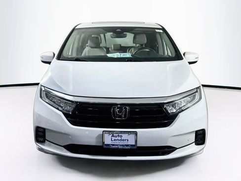 Used 2023 Honda Odyssey Touring image 2