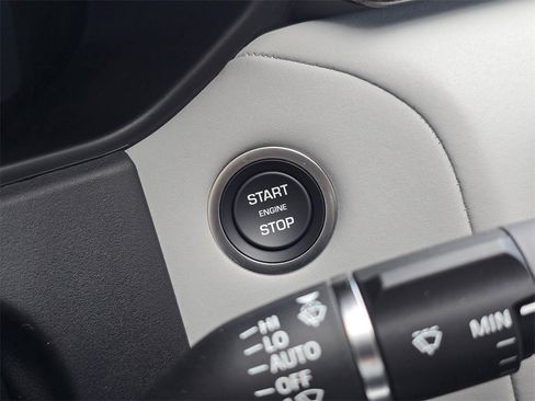 New 2026 Land Rover Range Rover Velar S image 18