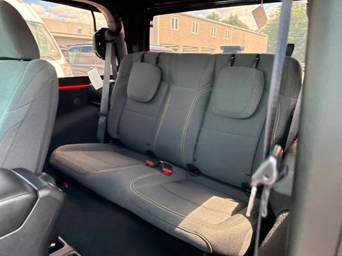 Certified 2024 Jeep Wrangler Sport AWD/4WD image 17