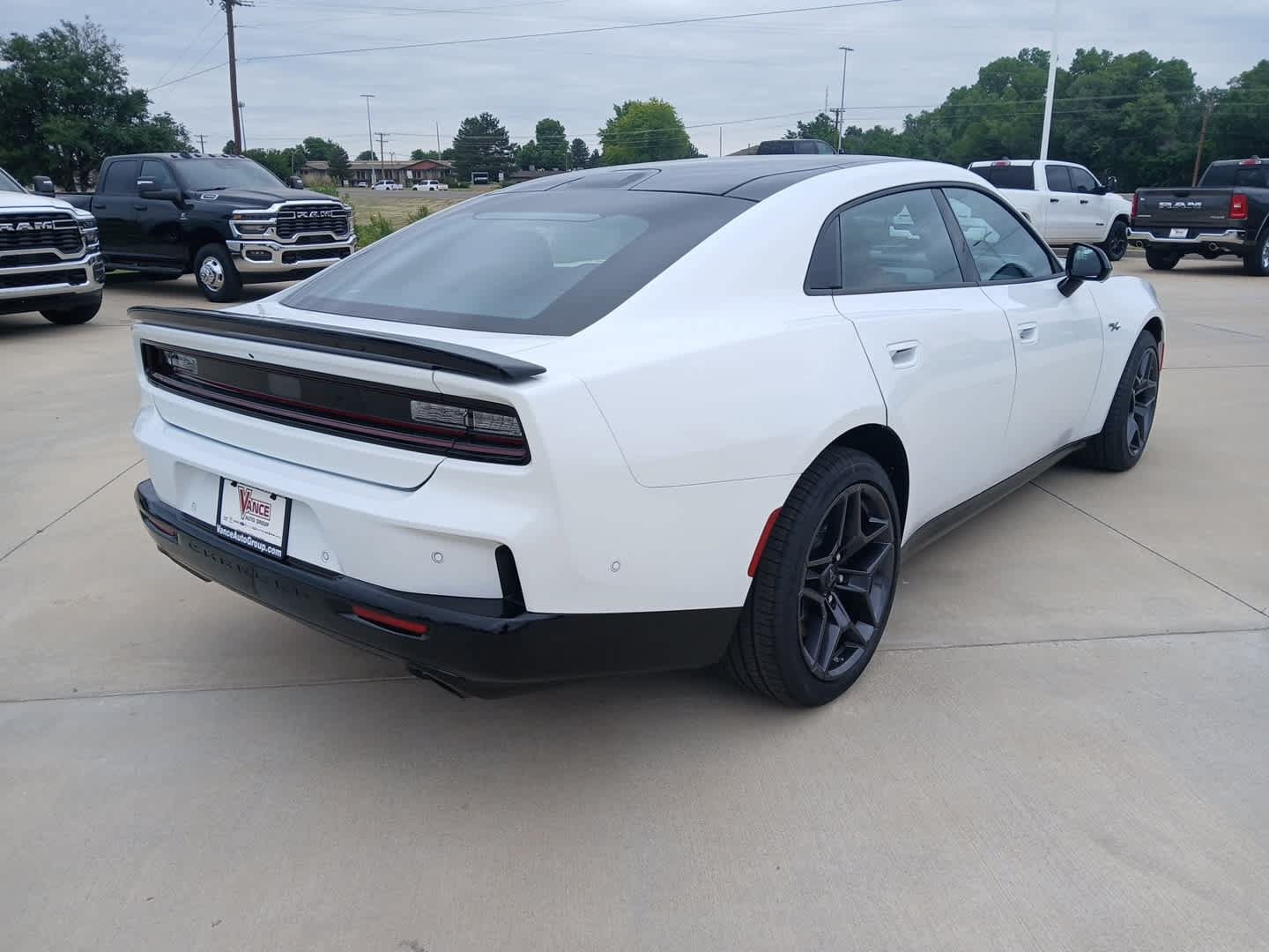 New 2026 Dodge Charger R/T AWD/4WD image 8