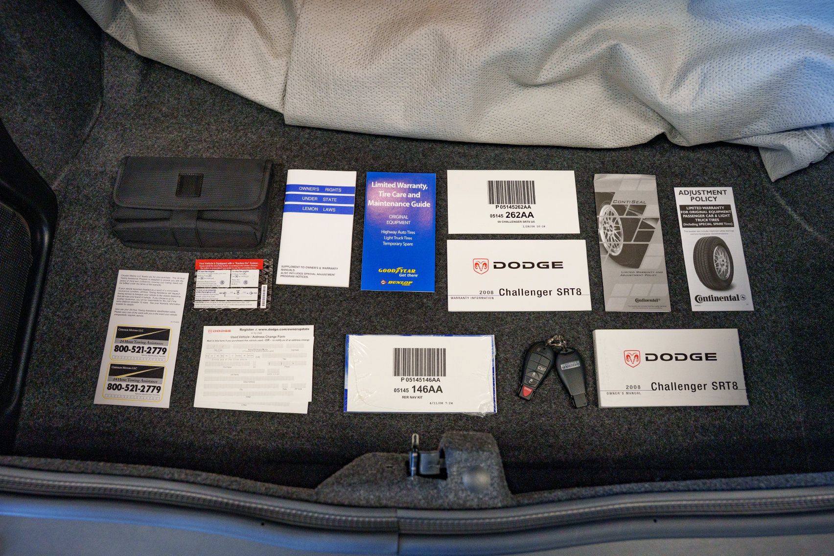 Used 2008 Dodge Challenger SRT8 RWD image 30