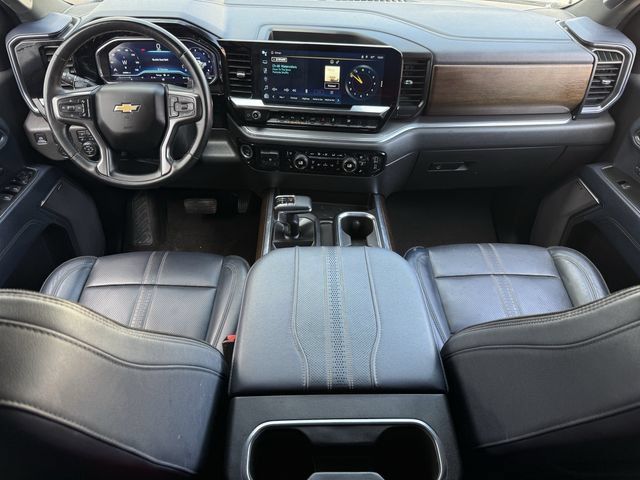 Used 2023 Chevrolet Silverado 1500 High Country w/ High Country Premium Package AWD/4WD image 13