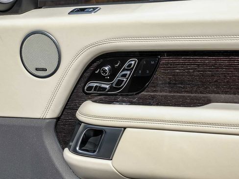 Used 2020 Land Rover Range Rover Long Wheelbase Autobiography image 43