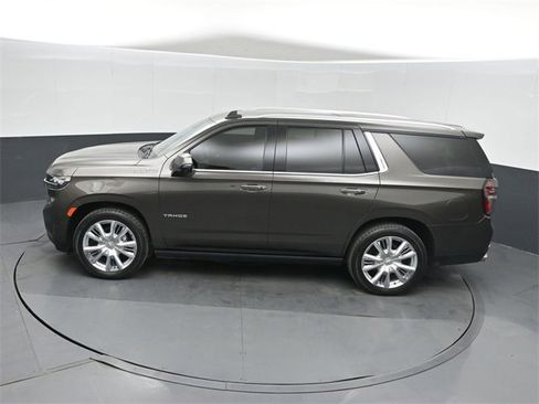 Used 2021 Chevrolet Tahoe High Country image 38