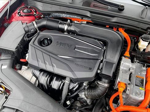 Used 2025 Hyundai Sonata Limited image 31