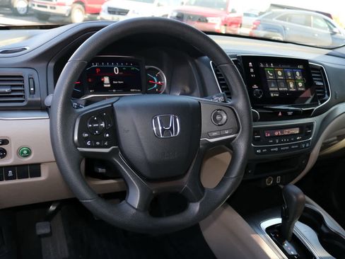 Used 2020 Honda Pilot EX image 19