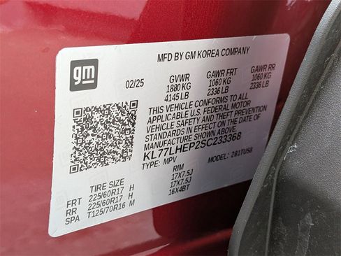 Used 2025 Chevrolet Trax LT w/ LT Convenience Package image 36