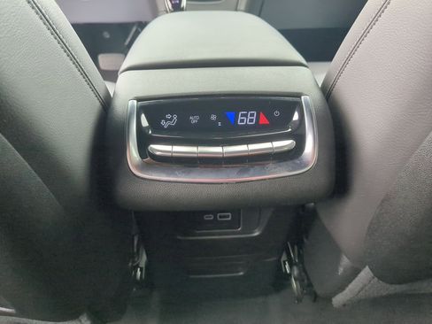 Used 2024 Cadillac XT6 Luxury w/ LPO, Floor Liner Package AWD/4WD image 19