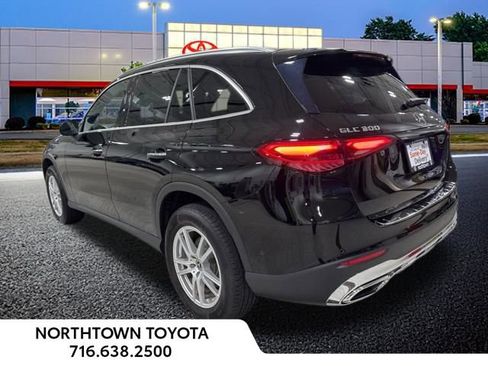 Used 2023 Mercedes-Benz GLC 300 4MATIC image 6