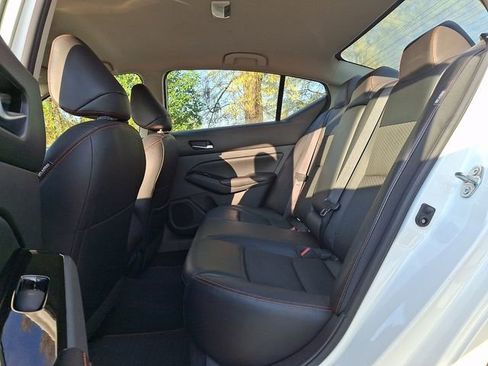 Used 2024 Nissan Altima 2.5 SR image 10