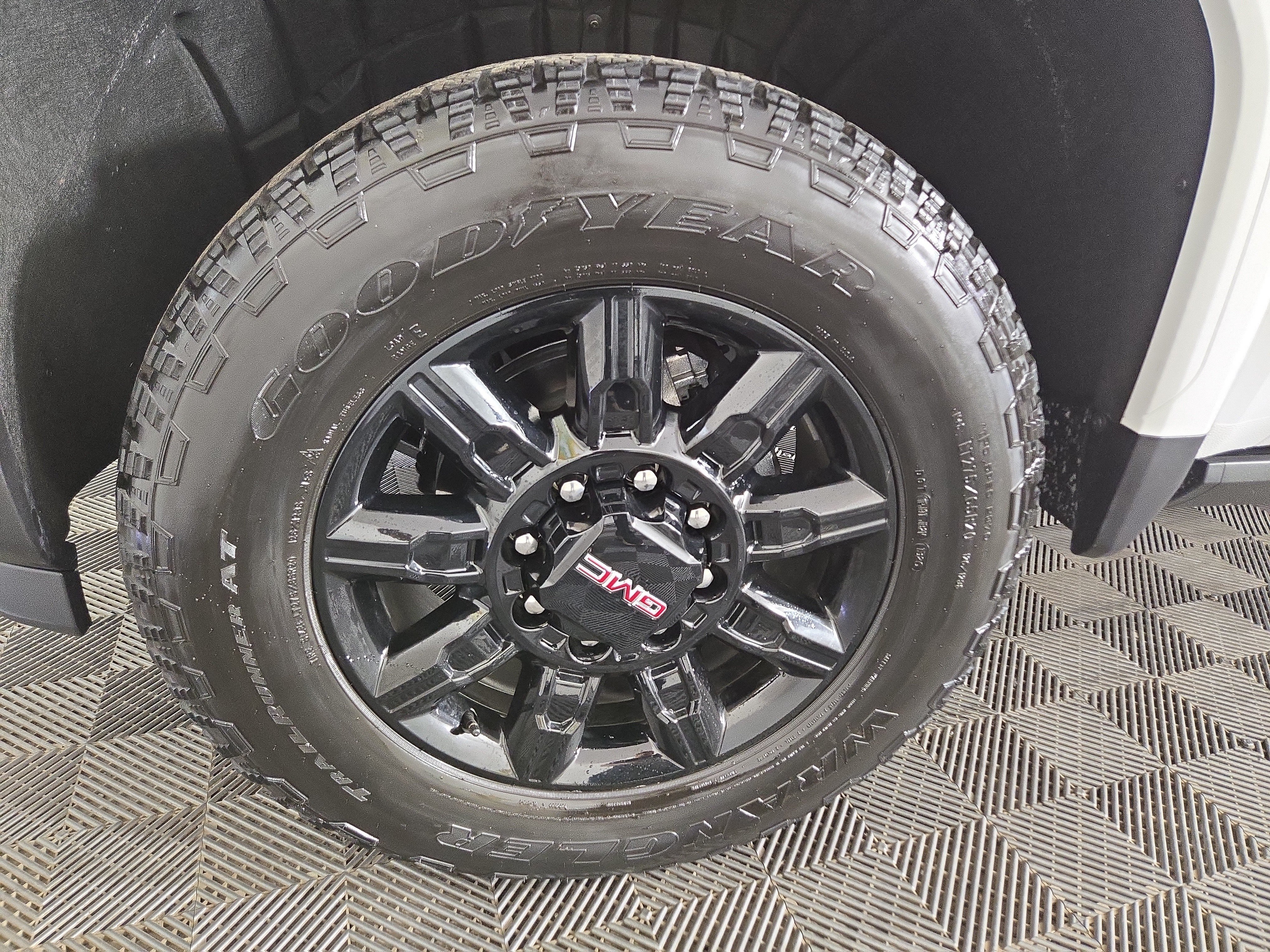 Certified 2026 GMC Sierra 2500 AT4 w/ AT4 Premium Plus Package AWD/4WD image 34