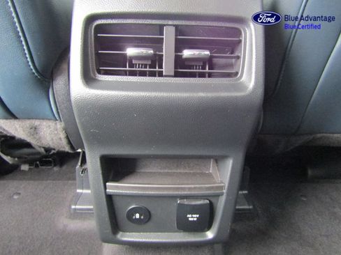 Certified 2024 Ford Edge SEL w/ Sport Appearance Package AWD/4WD image 23