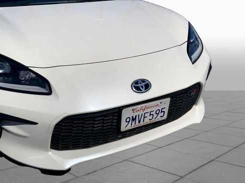 Certified 2024 Toyota GR86 RWD image 29