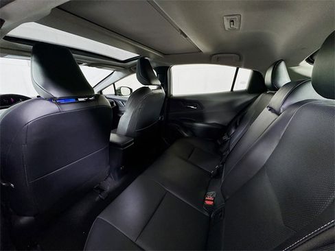 Certified 2024 Toyota Prius XLE image 27