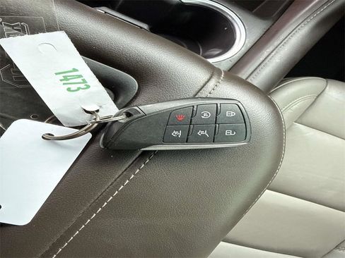 Used 2021 Chevrolet Suburban LT image 36