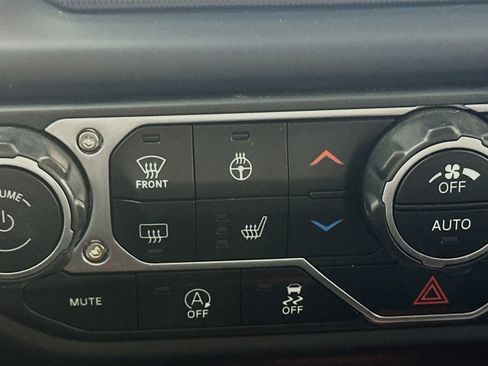 Used 2019 Jeep Wrangler Unlimited Rubicon image 21