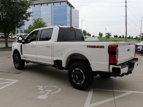 Used 2023 Ford F250 Lariat w/ Lariat Ultimate Package AWD/4WD image 5