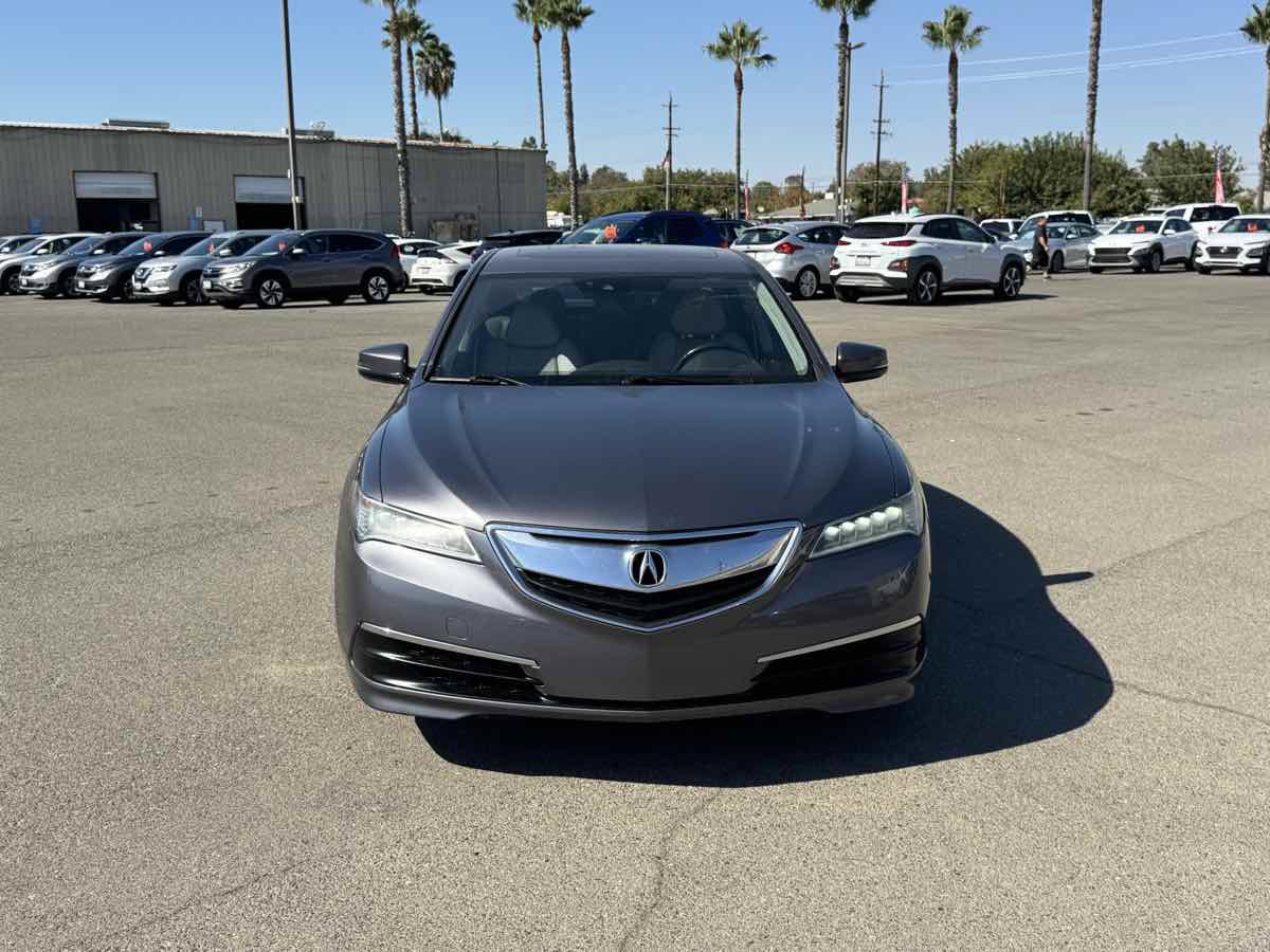 Used 2017 Acura TLX w/ Technology Package FWD image 4
