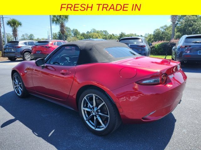 Used 2021 MAZDA MX-5 Miata Grand Touring RWD image 10