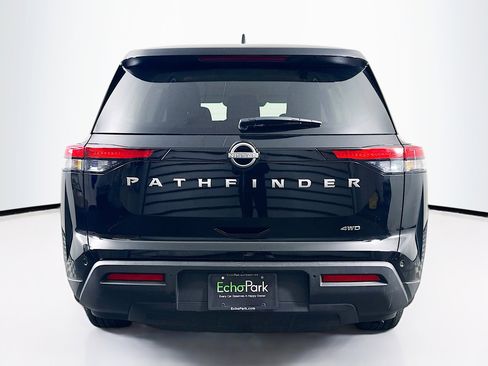 Used 2024 Nissan Pathfinder S image 7