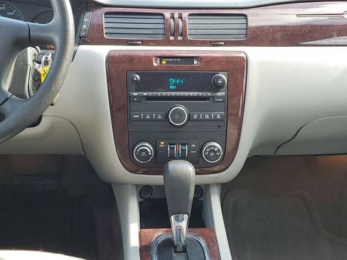 Used 2009 Chevrolet Impala LS image 18
