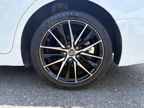 Used 2024 Toyota Camry SE FWD image 10