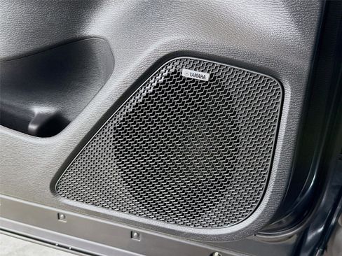 New 2026 Mitsubishi Outlander SE image 19