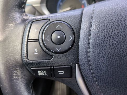 Used 2015 Toyota Corolla S image 22