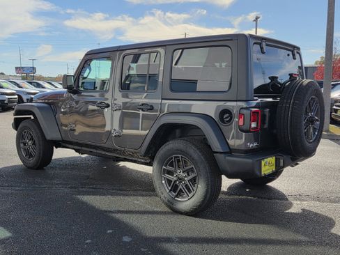 New 2026 Jeep Wrangler Unlimited Sport image 4