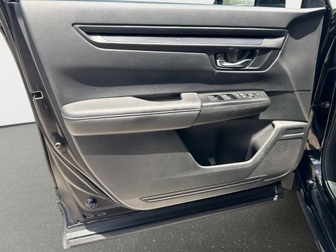 Used 2024 Honda CR-V LX image 16