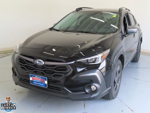 Used 2025 Subaru Crosstrek 2.5i Limited AWD/4WD image 8