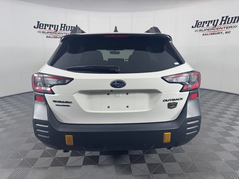 Used 2025 Subaru Outback Wilderness AWD/4WD image 8