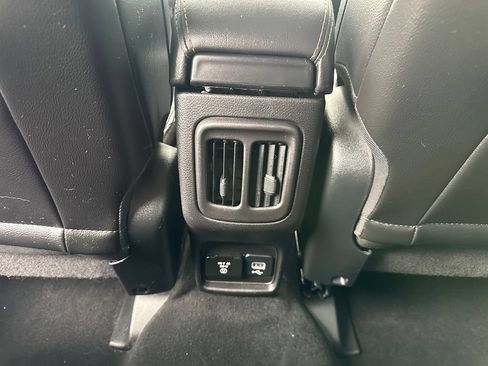 Used 2019 Jeep Compass Limited AWD/4WD image 24
