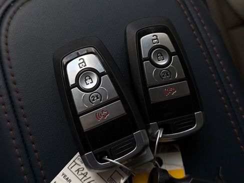 New 2026 Ford Maverick Lariat w/ 4K Tow Package image 60