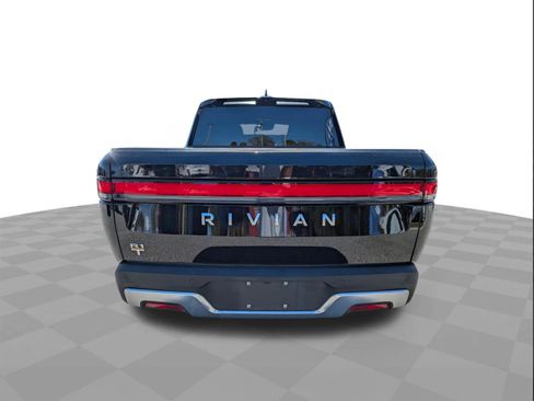 Used 2022 Rivian R1T Adventure image 5