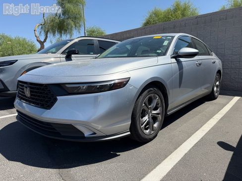 Used 2024 Honda Accord EX image 2