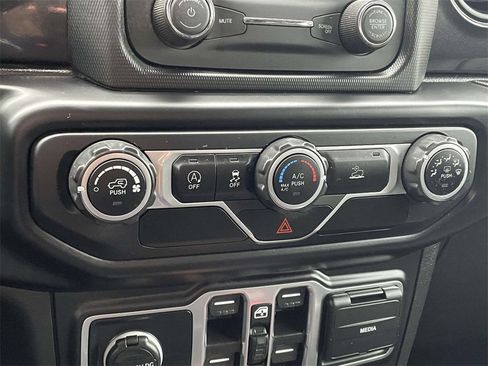 Used 2021 Jeep Wrangler Unlimited Sport image 25