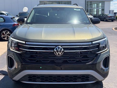 New 2026 Volkswagen Atlas Peak Edition AWD/4WD image 5