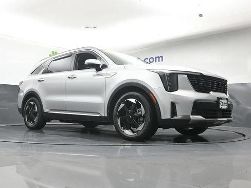Used 2025 Kia Sorento EX w/ EX Panoramic Sunroof Package AWD/4WD image 25
