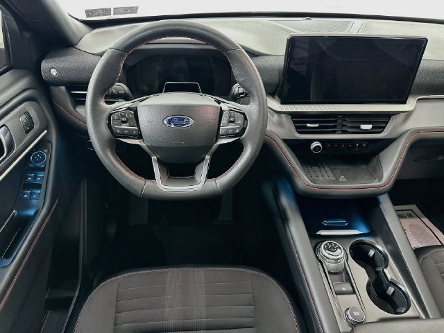 Used 2025 Ford Explorer ST-Line w/ Premium Package AWD/4WD image 28