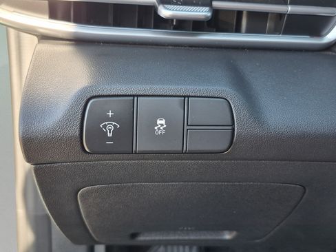Certified 2024 Hyundai Elantra SEL w/ Convenience Package FWD image 27