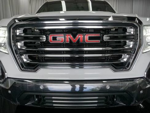 Used 2019 GMC Sierra 1500 SLT w/ SLT Premium Plus Package AWD/4WD image 3