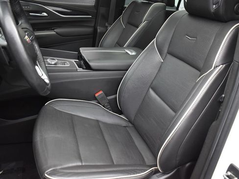 Used 2021 Cadillac Escalade Sport w/ Driver Assist Tech Package AWD/4WD image 12