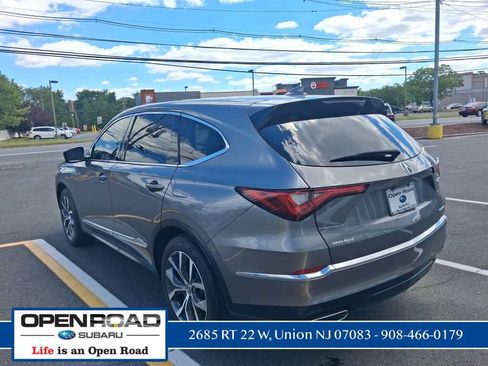 Used 2022 Acura MDX SH-AWD w/ Technology Package image 10