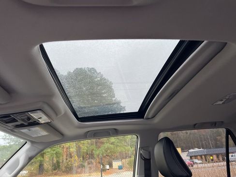 Used 2024 Toyota 4Runner SR5 Premium image 20